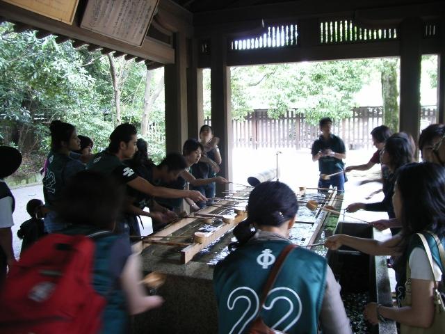 表参道そうじ＆秋の明治神宮参拝 supported by GAP　開催しました！画像