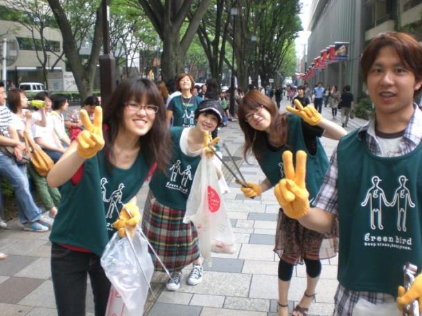 オッシュマンズ&times;グリーンバードコラボそうじ！画像