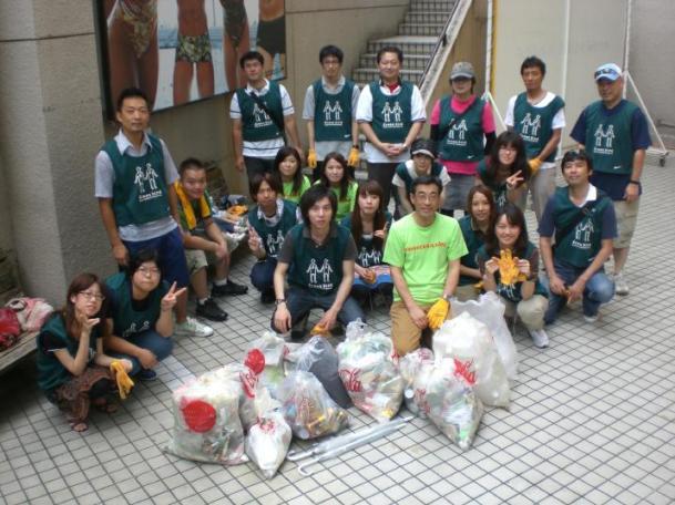 オッシュマンズ&times;グリーンバードコラボそうじ！画像