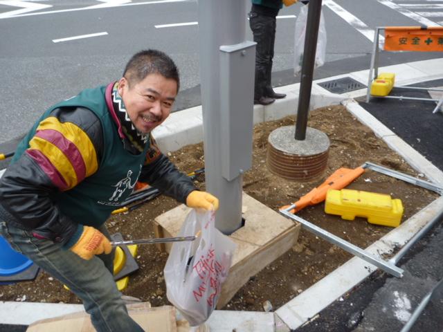 「表参道日曜そうじwithアースデイマーケット」終了しました。画像
