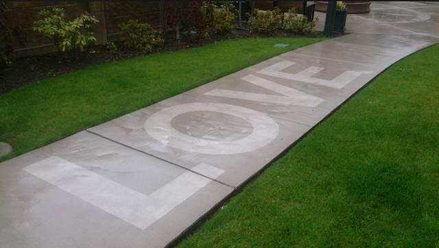 Hello Hello July画像