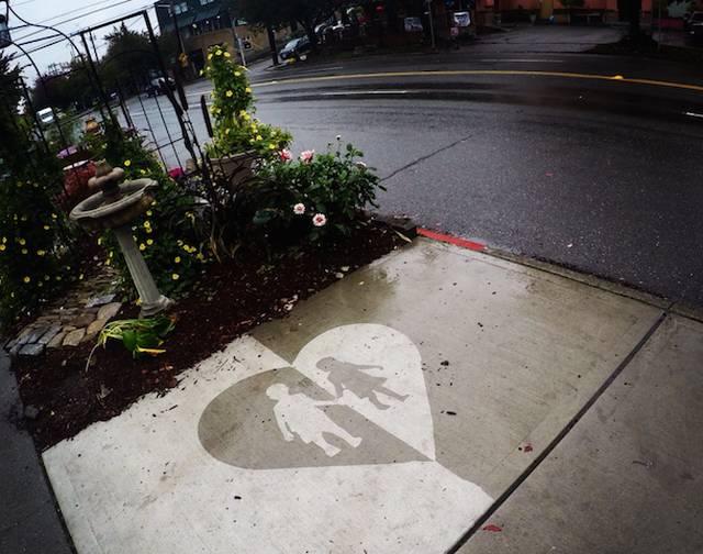 Hello Hello July画像