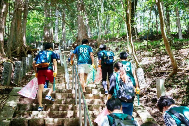 【8月11日(土・山の日)】百名山そうじ！＠日光白根山画像