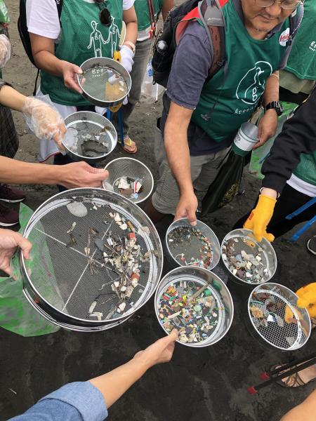 湘南海岸！江の島片瀬西浜でビーチクリーン！画像