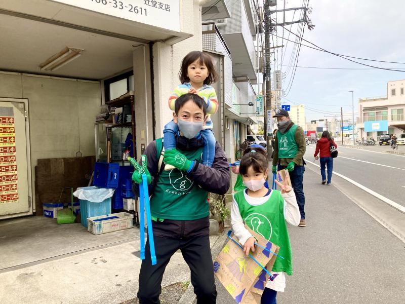 辻堂駅街ゴミ拾い画像