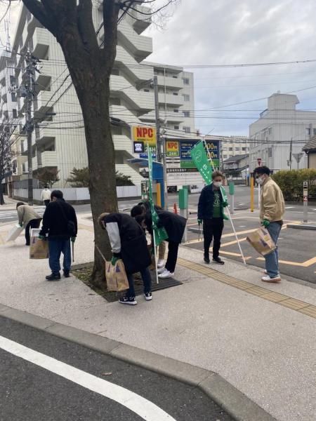 新潟チーム　花粉に負けるな！けやき通りでごみ拾い画像