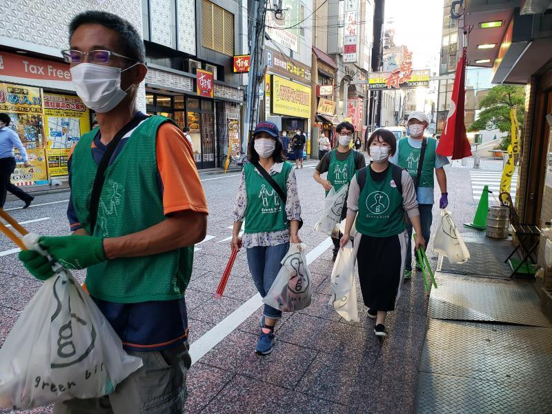 【広島】秋の朝のグリーンバード画像