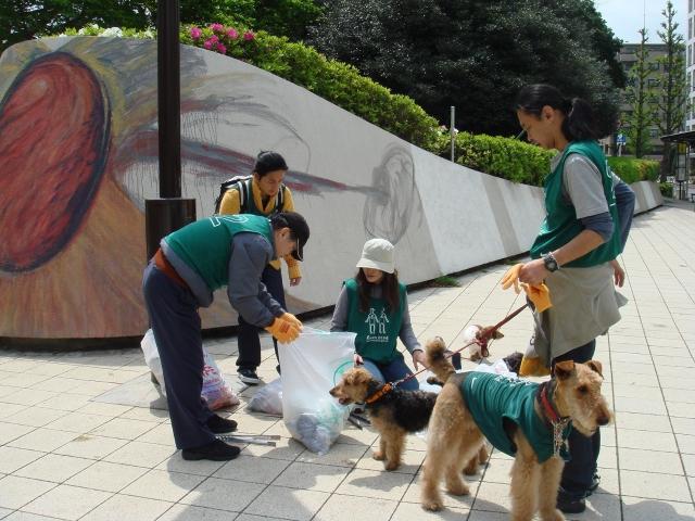 2007年4月20日　駒沢公園通りそうじ画像
