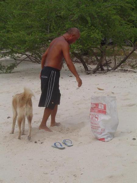 タイのタオ島で、サワディー カー！画像