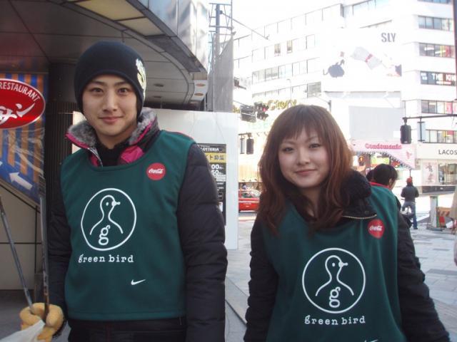 表参道にコカ･コーラビブス現る!画像