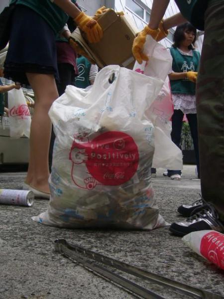 おなかいっぱい画像