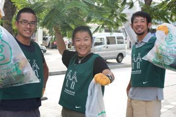11月11日国際通り朝そうじ画像
