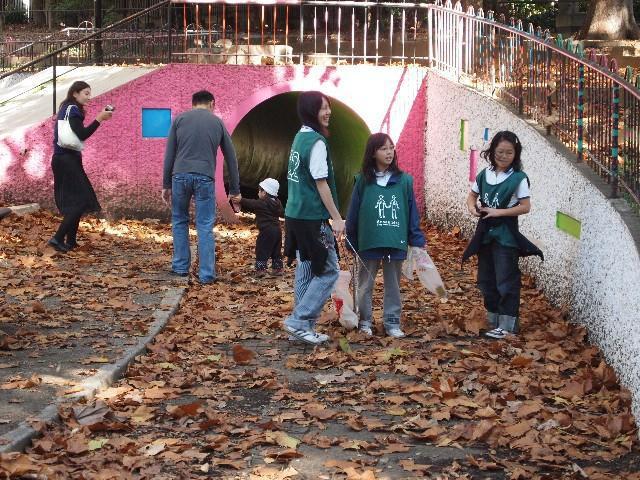 2009年 11月 15日 駒沢公園そうじ画像