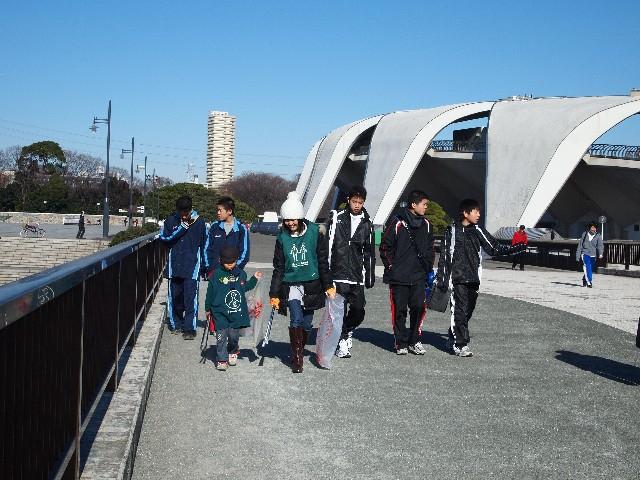 2009年 12月 20日 駒沢公園そうじ画像