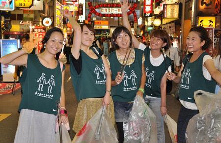 20100802歌舞伎町そうじ画像