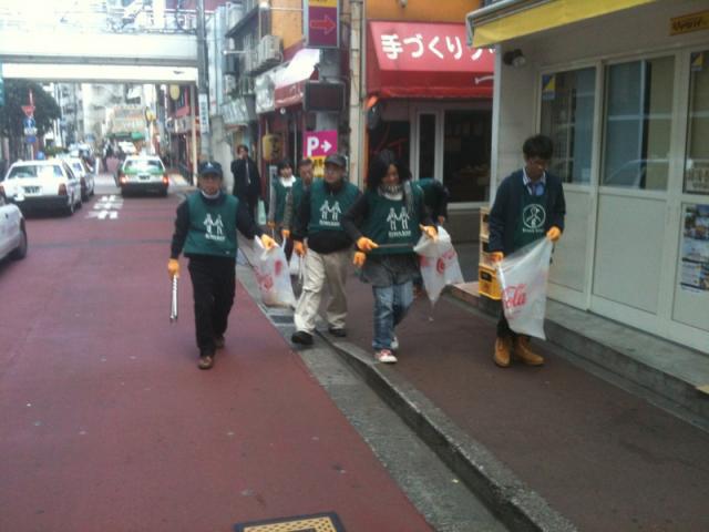 11月カラフルフェスティバルそうじ画像