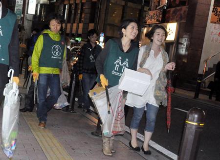 2011年歌舞伎町のごみゼロそうじ！画像