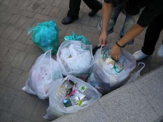 9.12　「あ〜、しょっぱい」朝そうじ画像