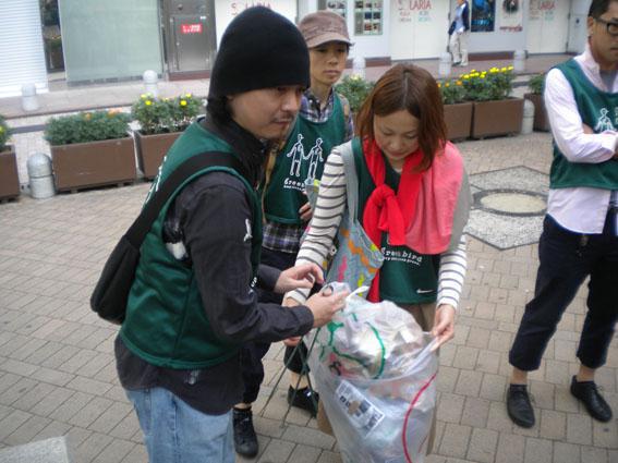 10.3　ホークスおめでとう☆朝そうじ画像