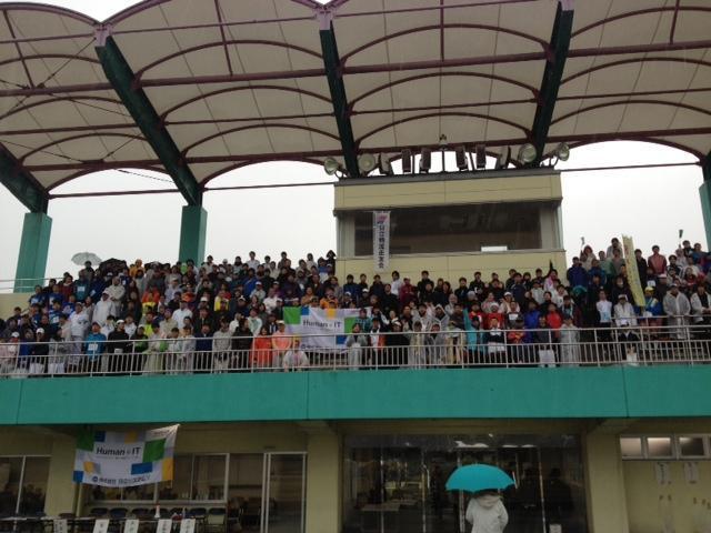 雨中の激走！エコ＆ラン駅伝のお手伝いをしました。画像