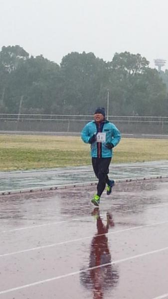 雨中の激走！エコ＆ラン駅伝のお手伝いをしました。画像
