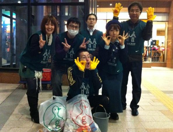 鹿児島チーム　中央駅　2012.10.25　夜おそうじ(*&acute;&forall;｀*)画像