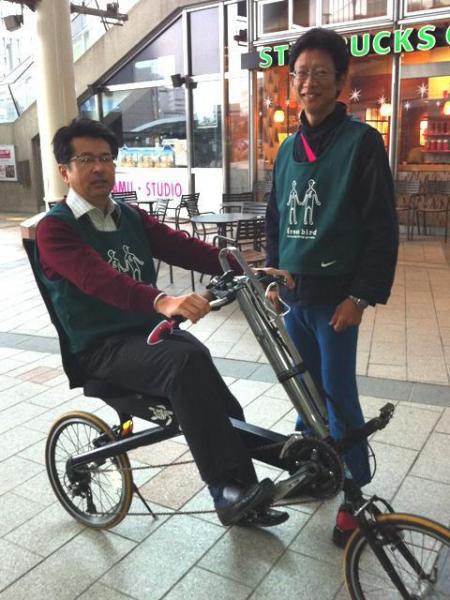 鹿児島チーム中央駅　2012.11.01　朝おそうじ(*&acute;&forall;｀*)画像