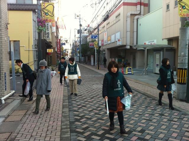 12月6日鹿児島中央駅　朝そうじ画像