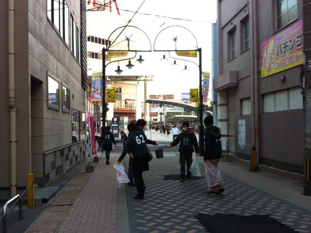 鹿児島チーム中央駅　朝おそうじ(*>&omega;画像