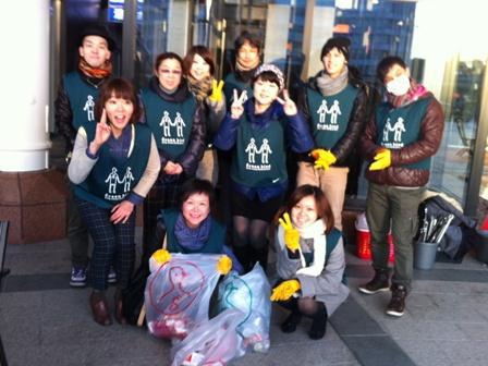 鹿児島チーム中央駅　朝おそうじ(*>&omega;画像