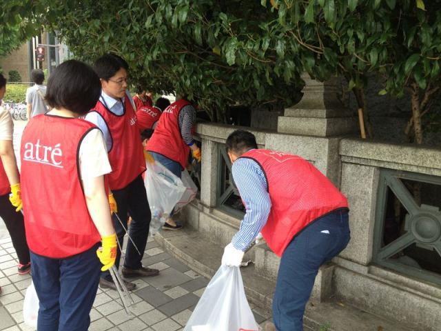 アトレ「Clean&Green Action」四谷店そうじ画像