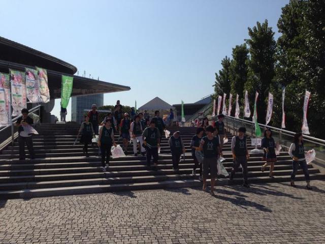 【10/14】2013 MIXTURE! PEOPLE DESIGN FES.  &times; green bird 東京体育館そうじ画像