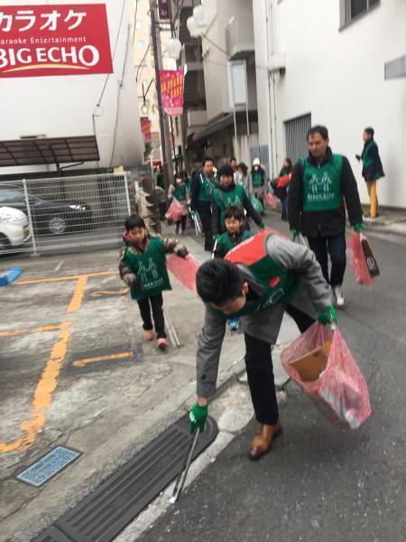 笑い溢れる新年初そうじ;D画像