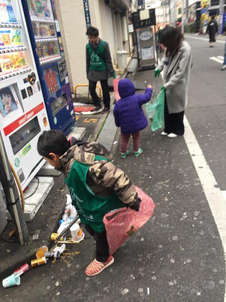 笑い溢れる新年初そうじ;D画像