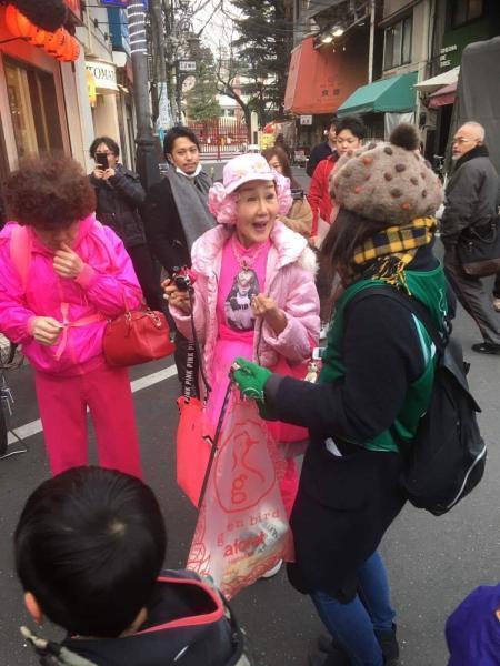 笑い溢れる新年初そうじ;D画像