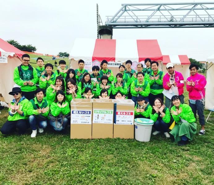 秋の夜空に咲く北区の花火画像