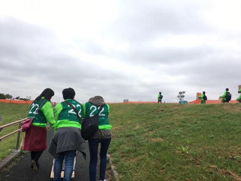 秋の夜空に咲く北区の花火画像