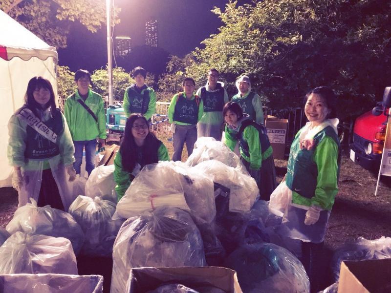 秋の夜空に咲く北区の花火画像