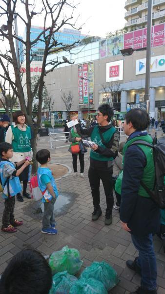 ユニクロ赤羽ビビオ店さんとコラボそうじ:)画像