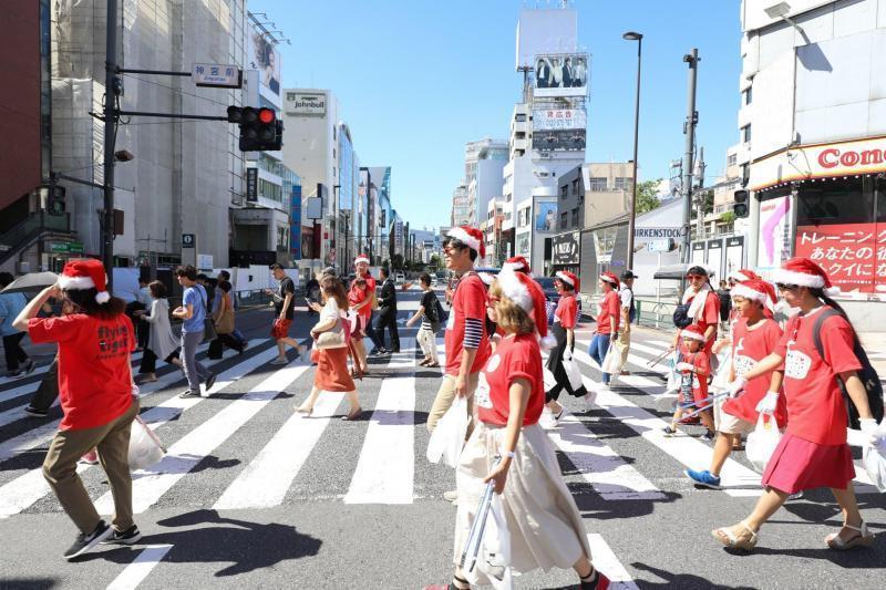 Summer Christmas Clean-up！画像