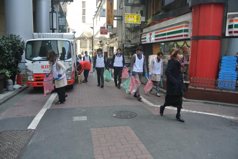 渋谷道玄坂チーム第1回清掃活動実施画像