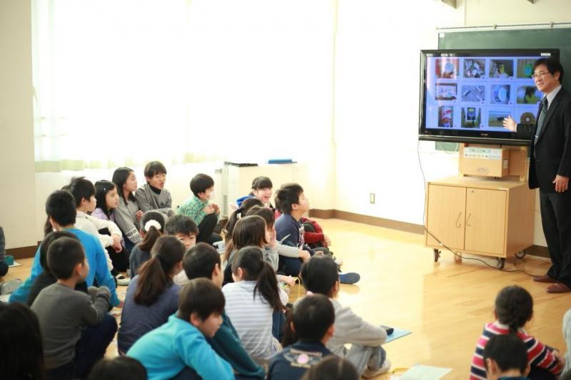 南鶴牧小学校のみんなと多摩川をごみ拾い！！画像