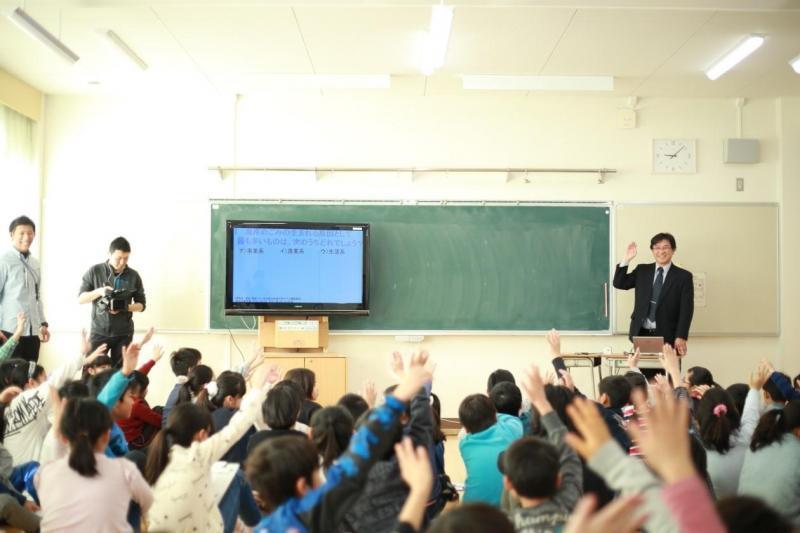 南鶴牧小学校のみんなと多摩川をごみ拾い！！画像