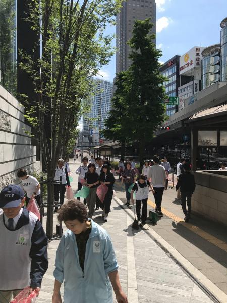 渋谷道玄坂チーム第五回清掃活動画像