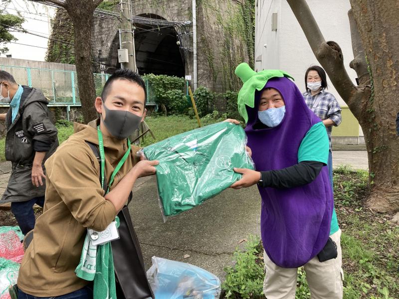 ゴミ拾い再開画像