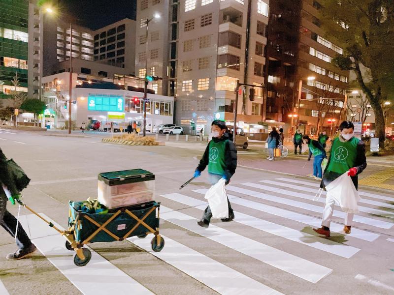 近くて遠いを近づける画像