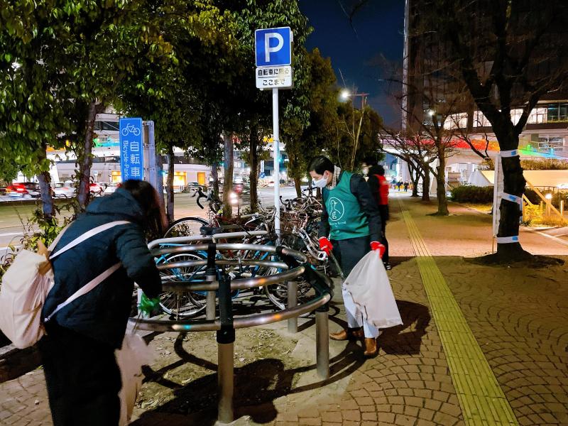 近くて遠いを近づける画像