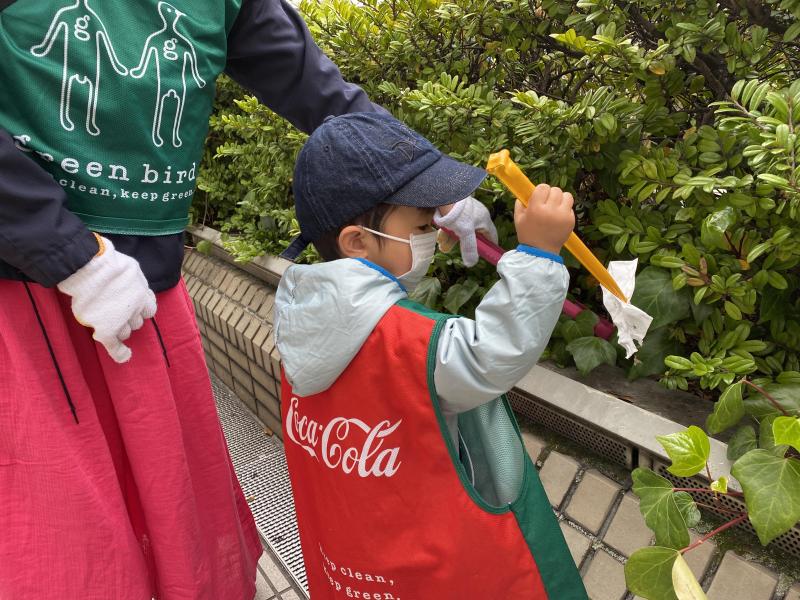 マルシェの前のお掃除画像