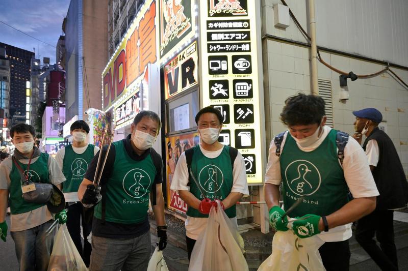 7月3日 歌舞伎町お掃除画像