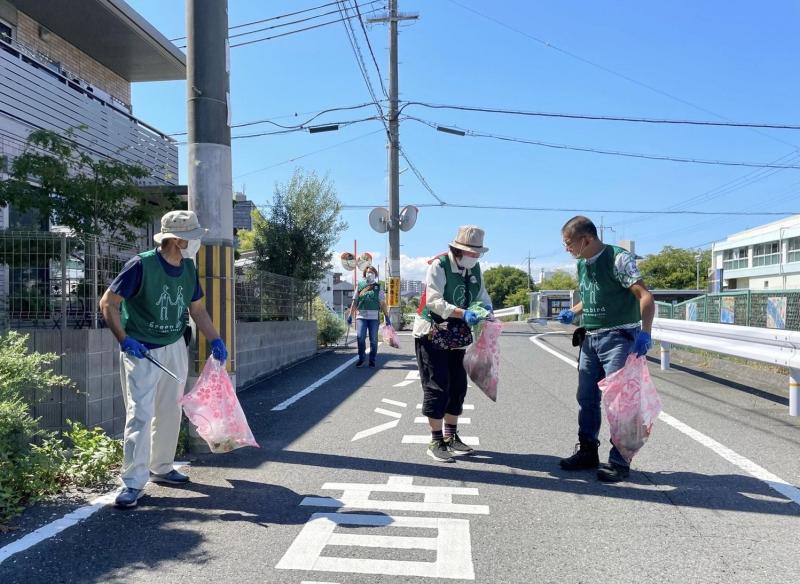 まだまだ暑い画像